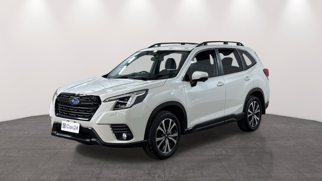 2022 Subaru Forester 2.5i Premium (AWD), Automatic, 70641 km, Left Front Diagonal (45- Degree) View