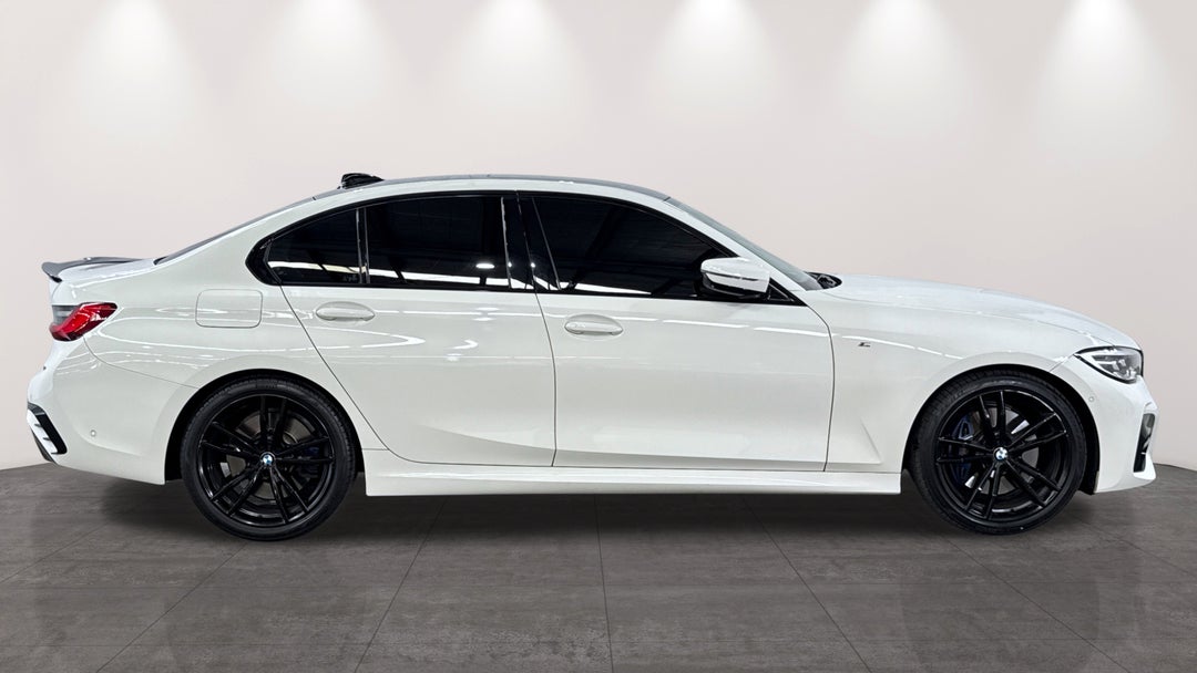2019 BMW 3 30i M Sport, Automatic, 67038 km, Right Side View