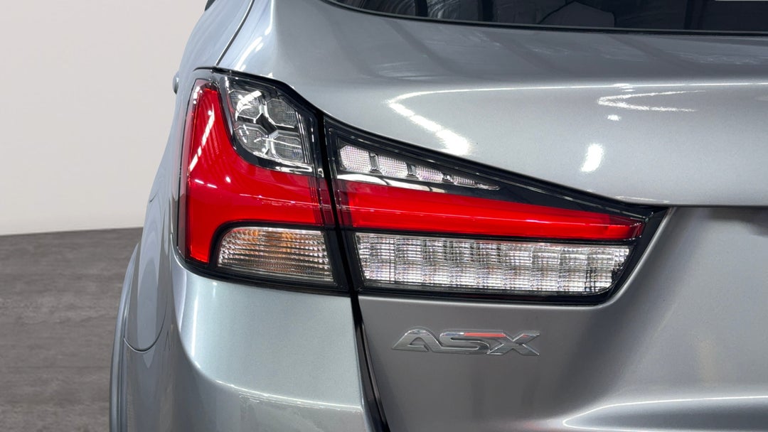 Badge (Boot Left Side)