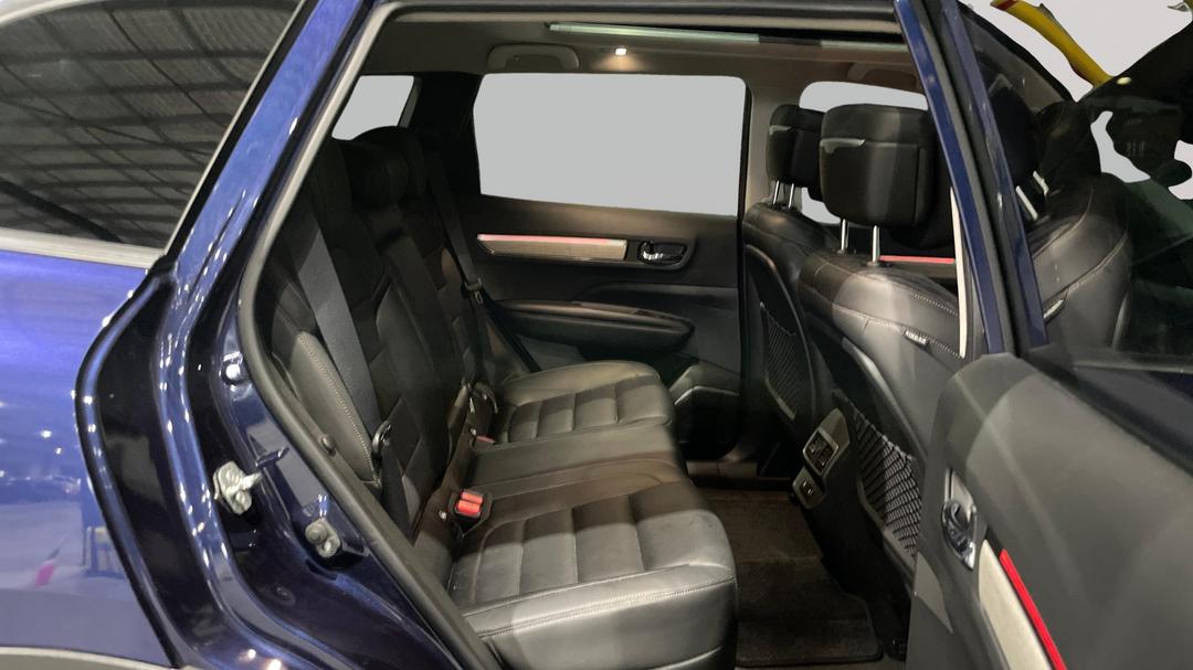 2021 Renault Koleos Intens (4x4), Automatic, 62801 km, Right Side Rear Door Cabin View