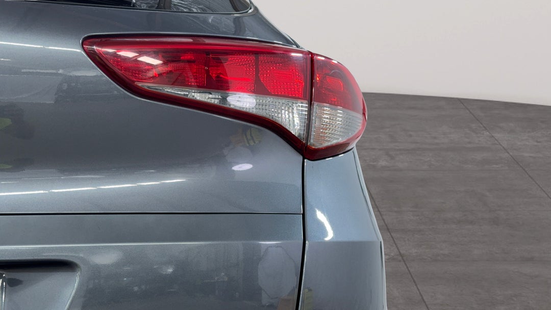 Badge (Boot Right Side)