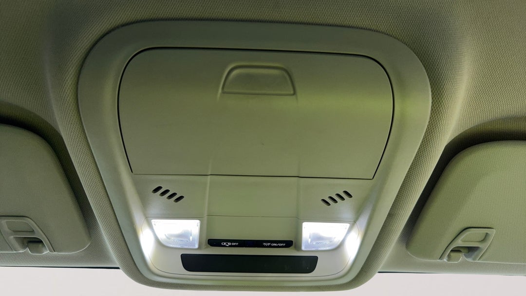 On-Roof Controls/Sunglass holder