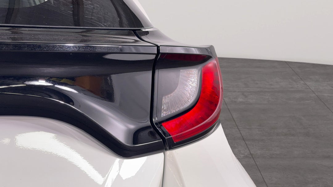 Badge (Boot Right Side)