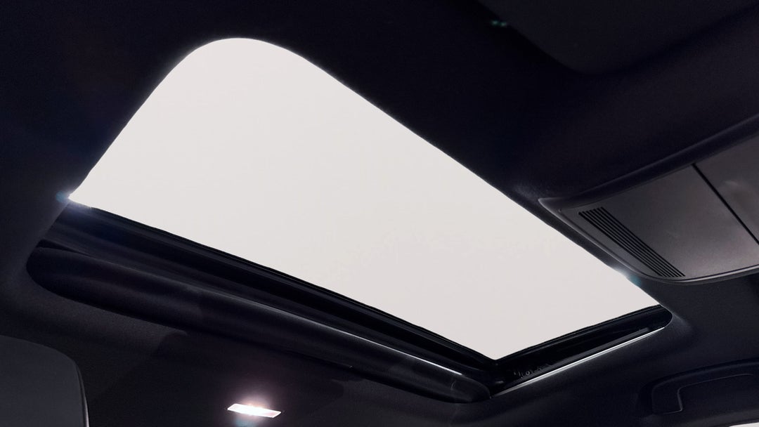 2022 Mazda Mazda3 G25 Astina, Automatic, 19978 km, Interior Sunroof/Moonroof