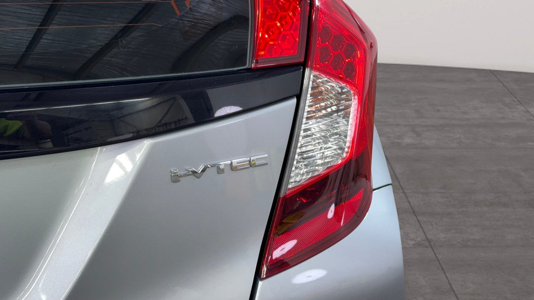 2017 Honda Jazz Vti, Automatic, 143412 km, Badge (Boot Right Side)