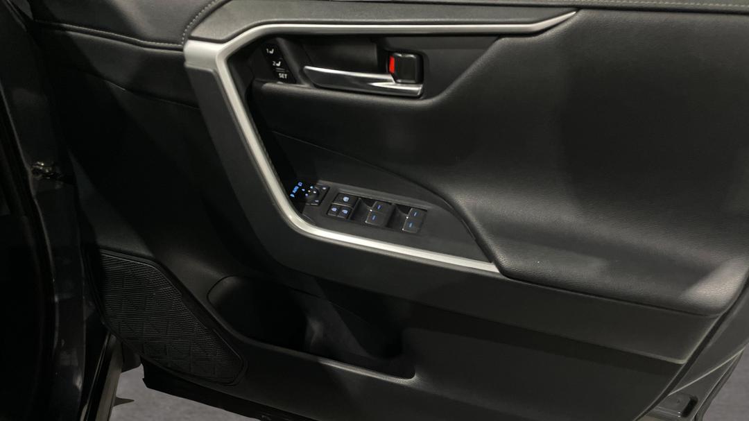 2021 Toyota RAV4 Cruiser (AWD) Hybrid, Automatic, 54076 km, Speaker View