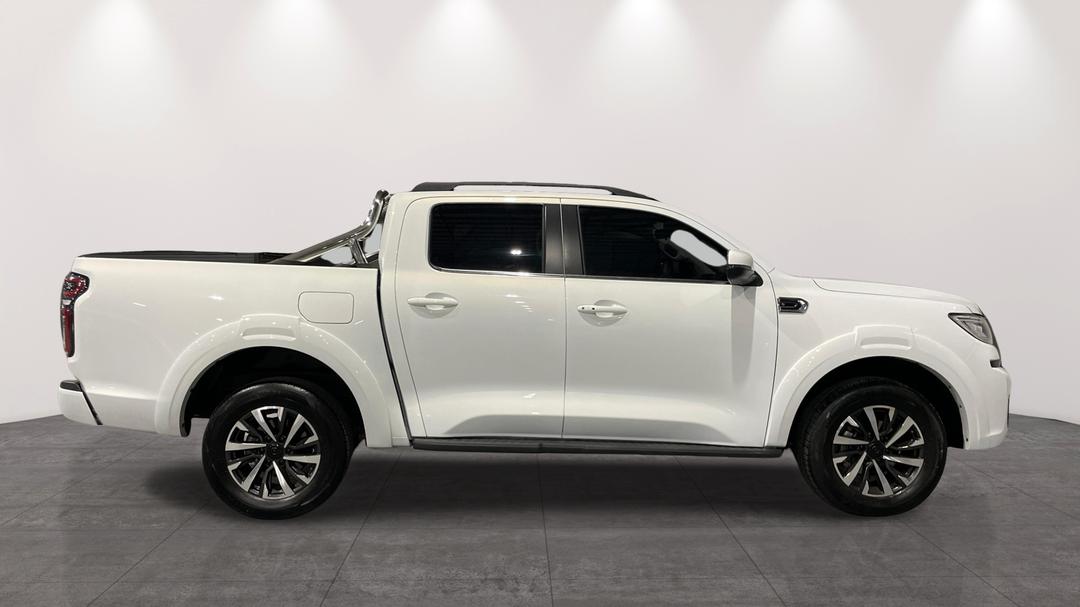 2025 GWM Cannon Lux (4x4), Automatic, 8742 km, Right Side View