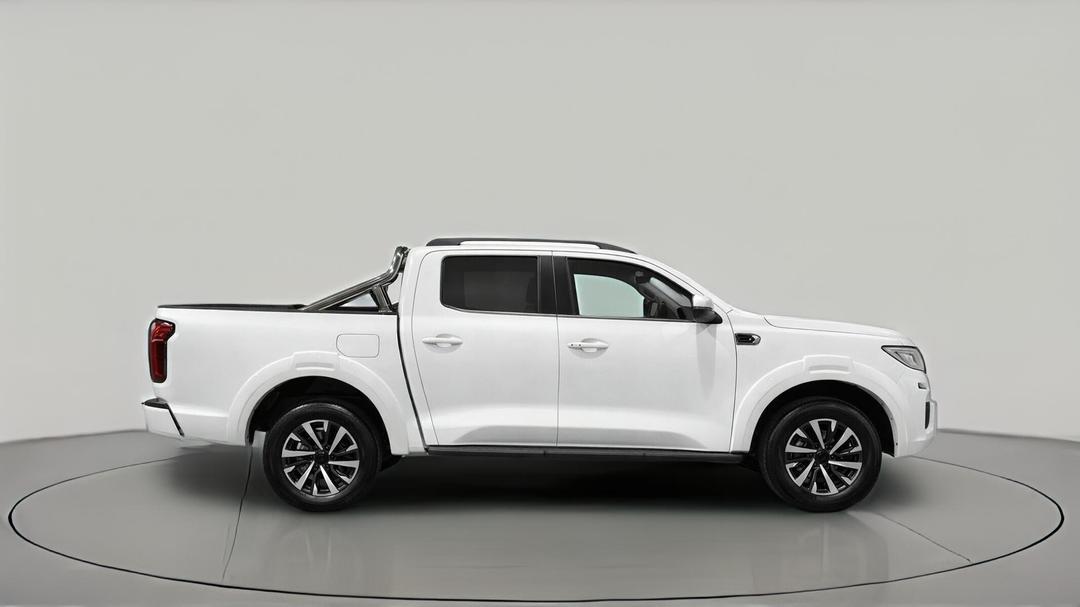 2025 GWM Cannon Lux (4x4), Automatic, 8742 km, Right Side View