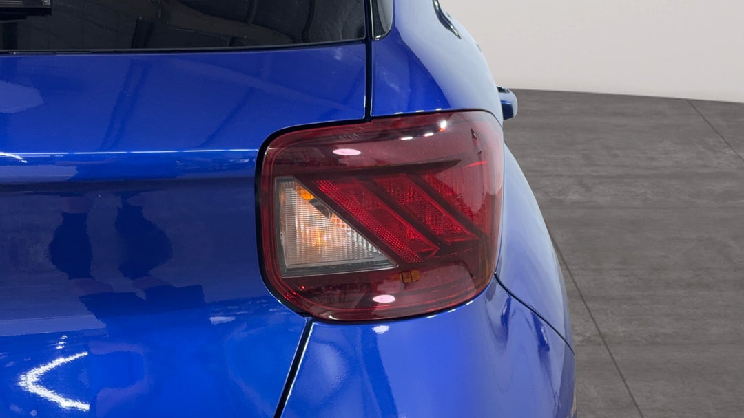 Badge (Boot Right Side)