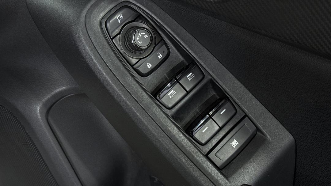 2025 Subaru Crosstrek AWD 2.0l, Automatic, 28551 km, Drivers Side Door Panel Controls