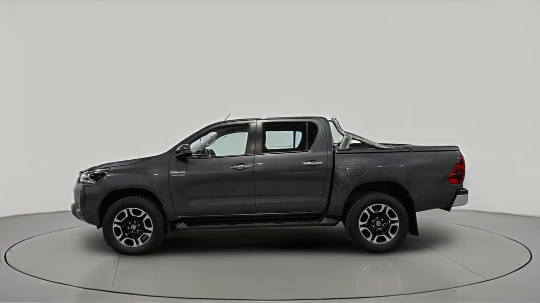 2021 Toyota Hilux Sr5 (4x4), Automatic, 56369 km, Left Side View