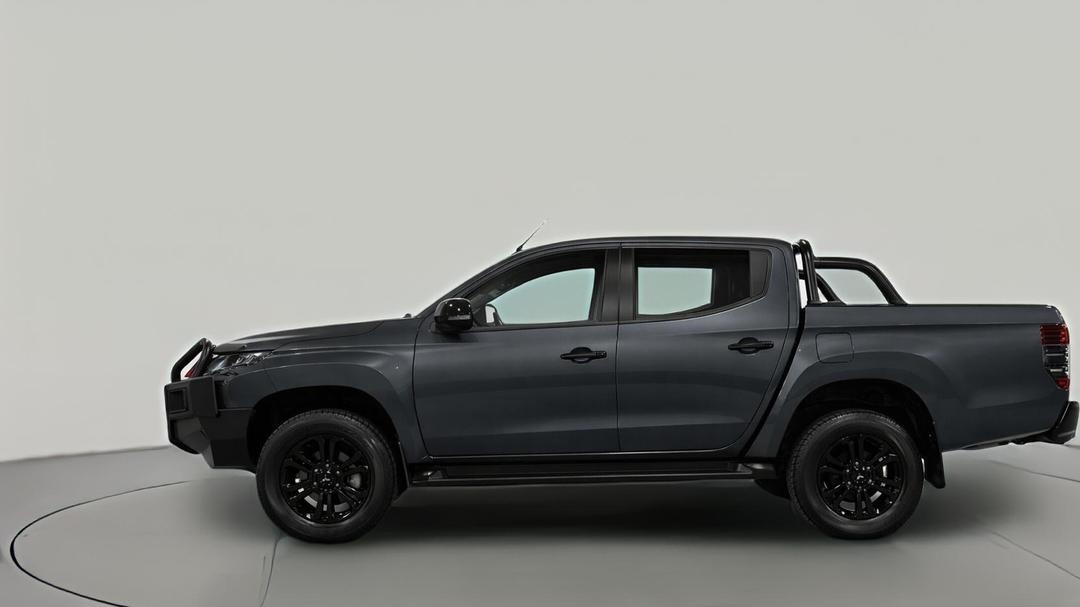 2023 Mitsubishi Triton Gsr (4x4), Automatic, 22992 km, Left Side View