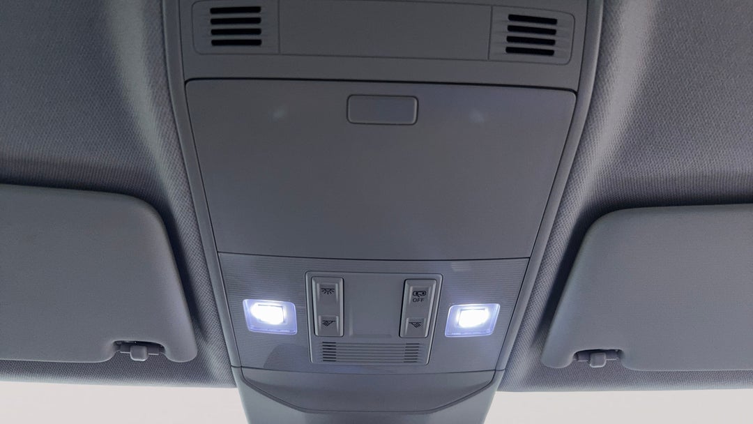 On-Roof Controls/Sunglass holder