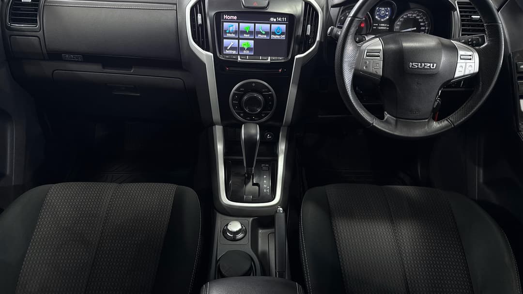2017 Isuzu MU-X Ls-u (4x4), Automatic, 122650 km, Center Console