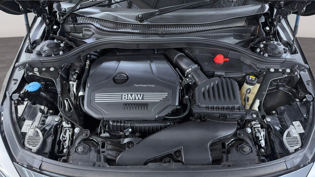 2020 BMW 1 18i M Sport, Automatic, 33346 km, Open Bonnet (Engine)