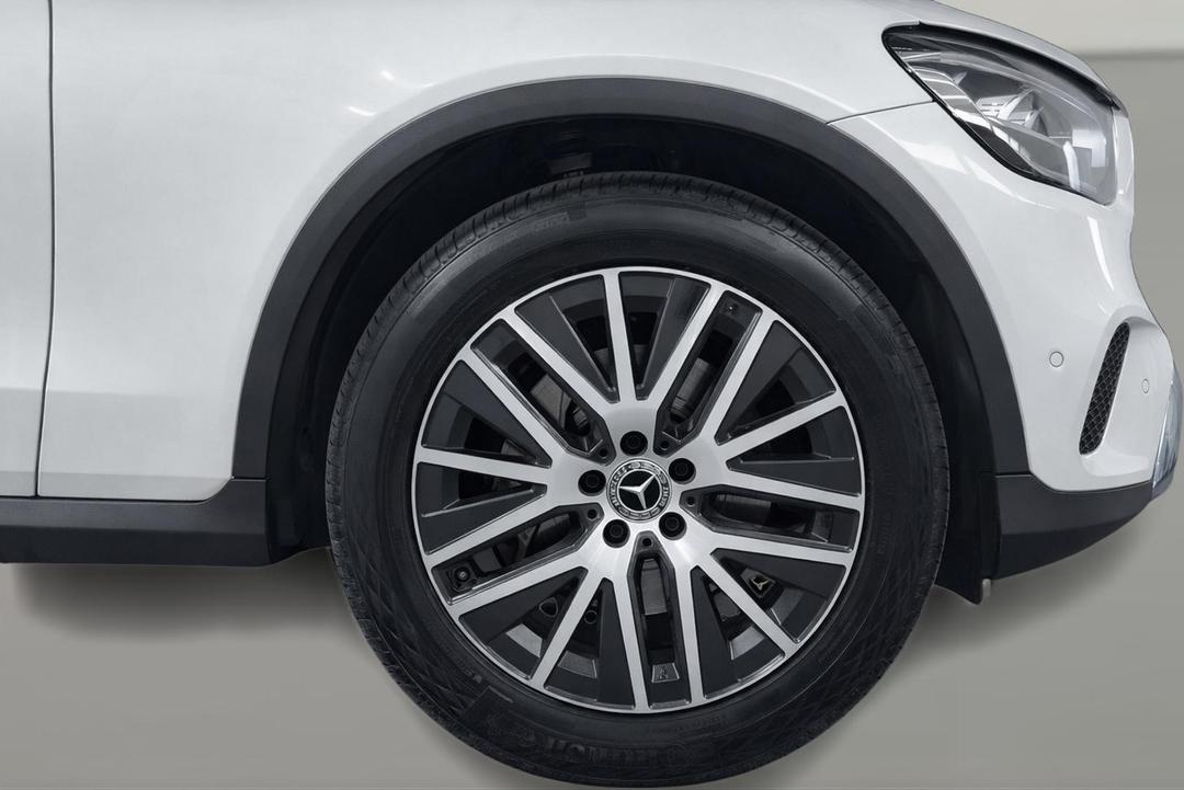 2020 Mercedes-benz GLC 200, Automatic, 62229 km, Right Front Wheel