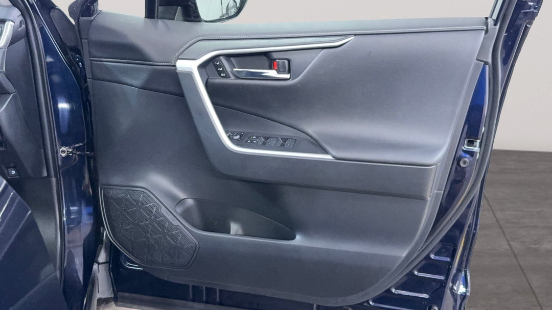 2023 Toyota RAV4 Cruiser (2wd) Hybrid, Automatic, 29598 km, Speaker View