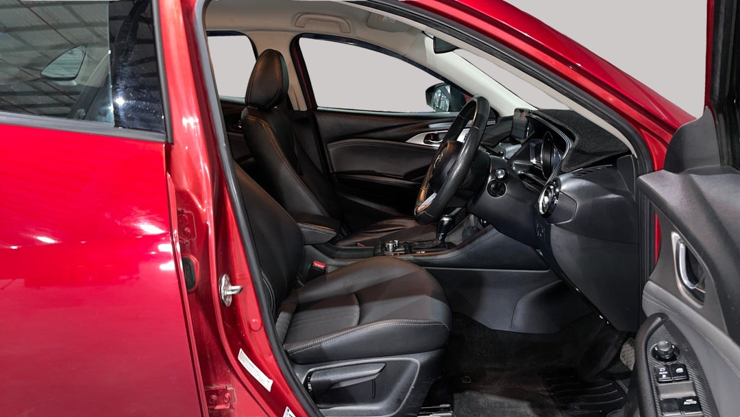 2019 Mazda CX-3 S Touring (FWD), Automatic, 152818 km, Right Side Front Door Cabin View