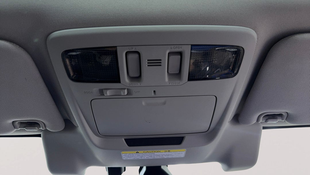 On-Roof Controls/Sunglass holder