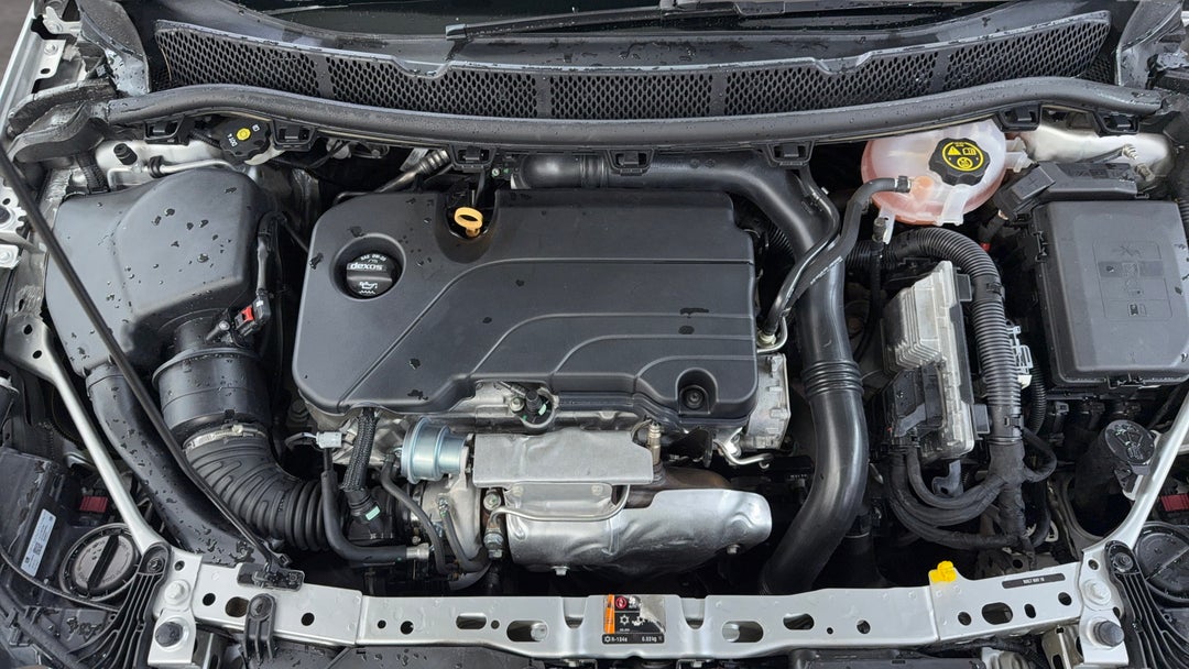 Open Bonnet (Engine)