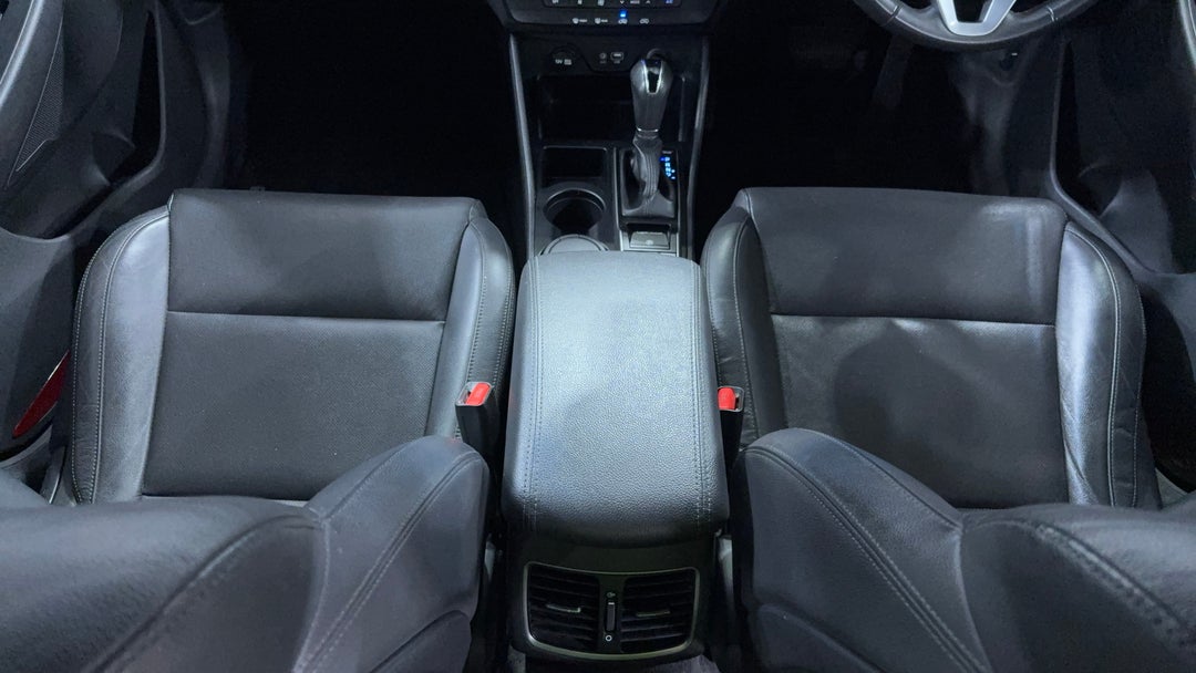 2018 Hyundai Tucson Elite Crdi (awd), Automatic, 112840 km, Center Console