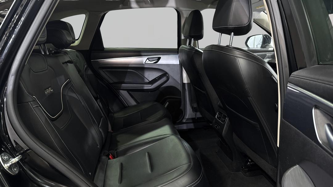 2022 GWM Haval Jolion Lux, Automatic, 93073 km, Right Side Rear Door Cabin View