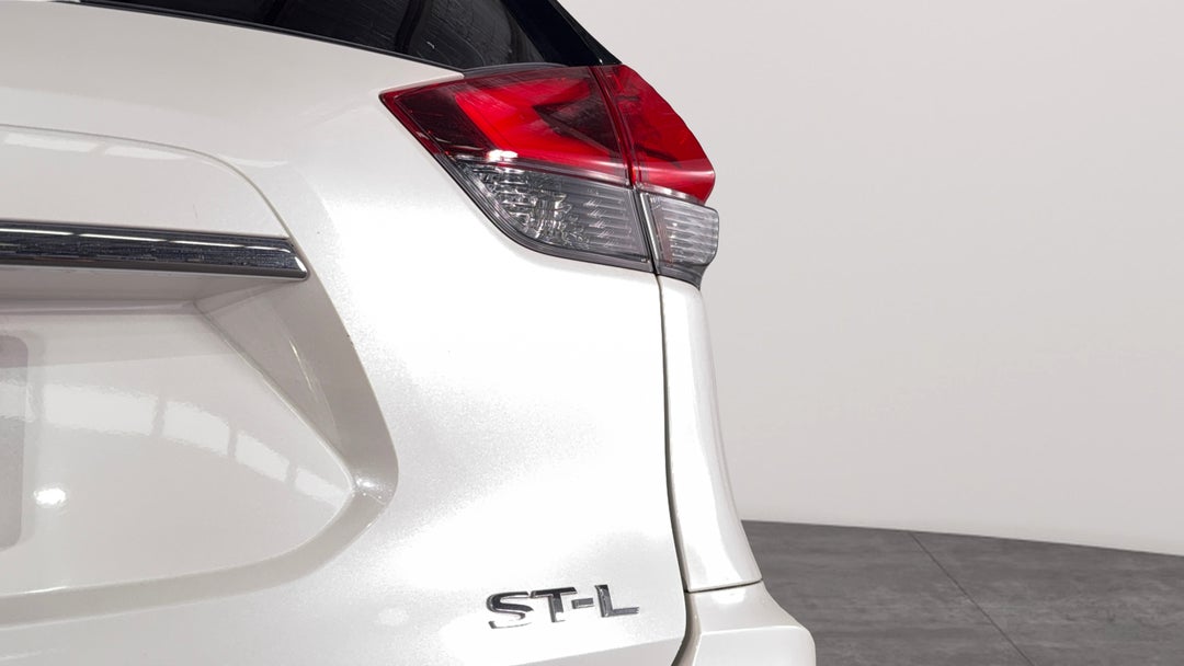 Badge (Boot Right Side)