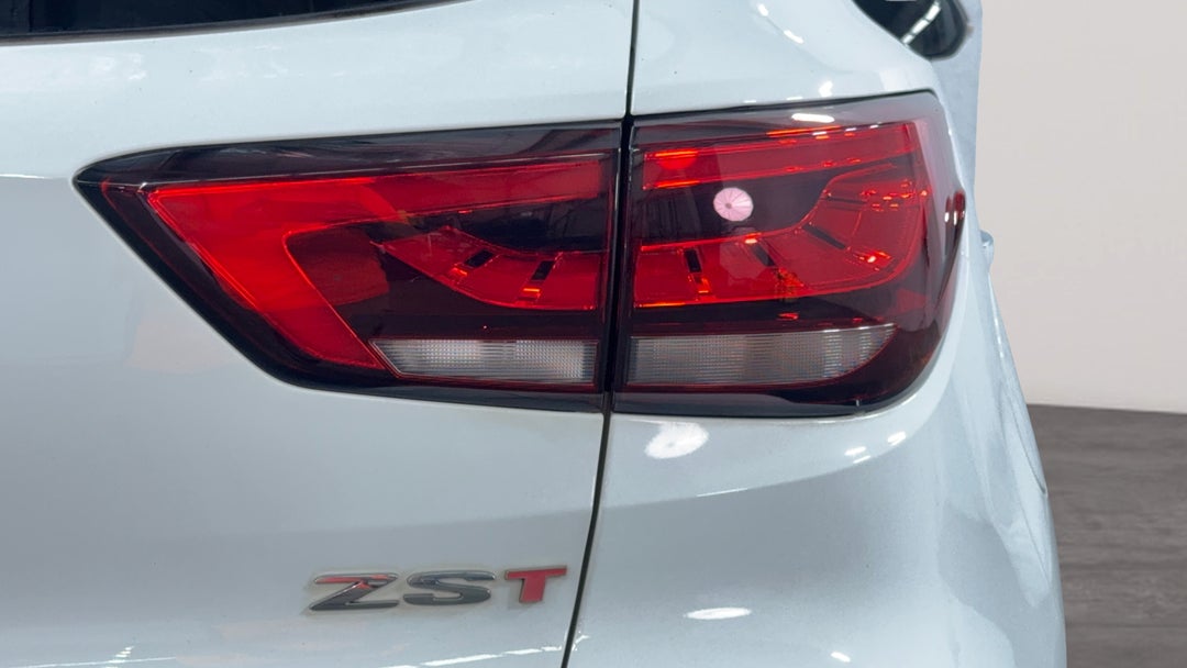 Badge (Boot Right Side)