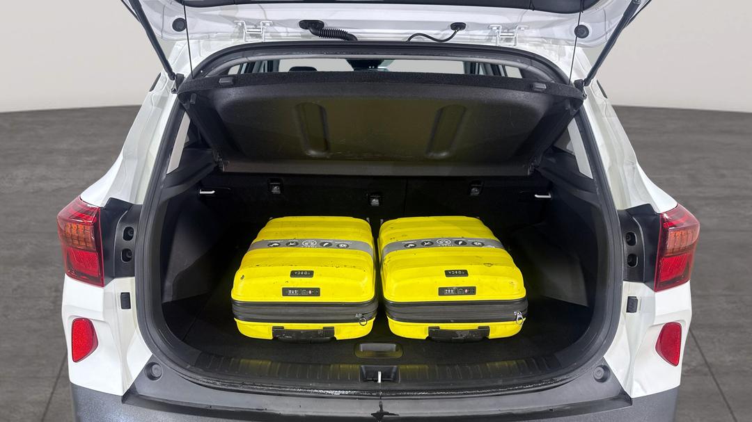 2021 Kia Seltos S (FWD) With Safety Pack, Automatic, 69377 km, Boot Inside View with Luggage