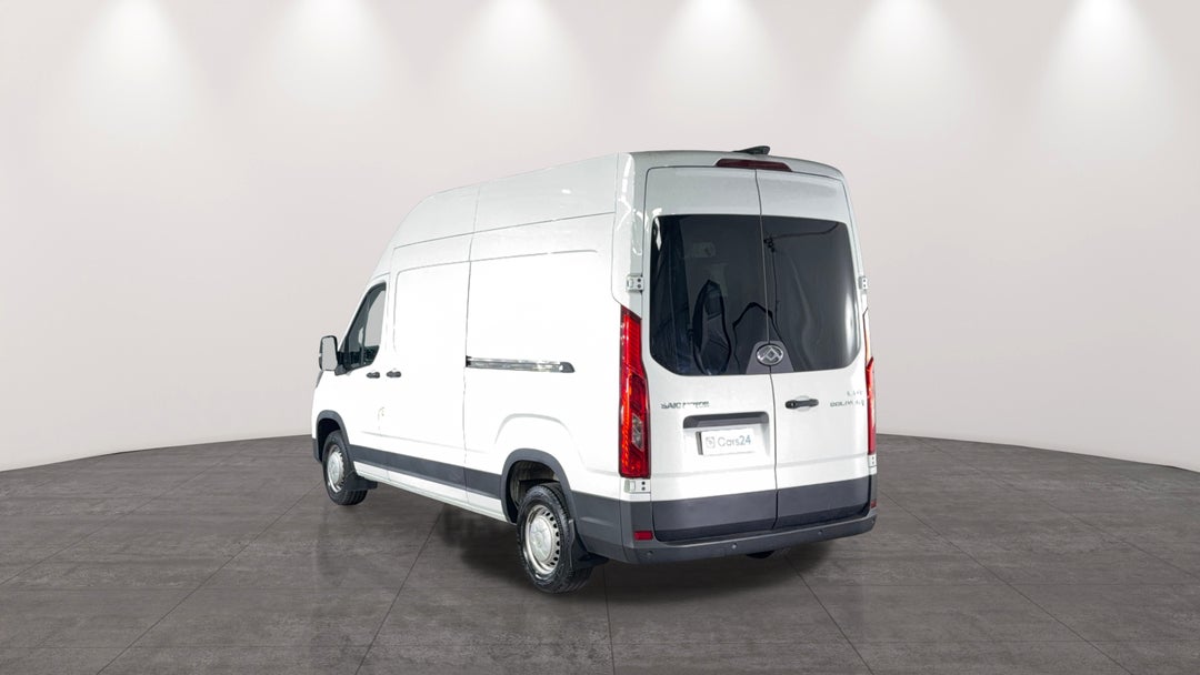 Left Back Diagonal (45- Degree) View