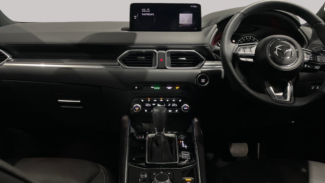 2025 Mazda CX-5 G25 Akera (AWD), Automatic, 7326 km, Dashboard View