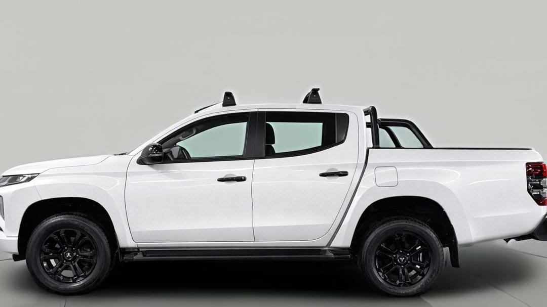 2022 Mitsubishi Triton Gsr (4x4), Automatic, 58439 km, Left Side View