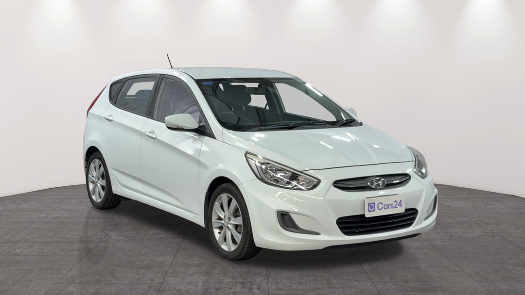 Right Front Diagonal (45- Degree) View