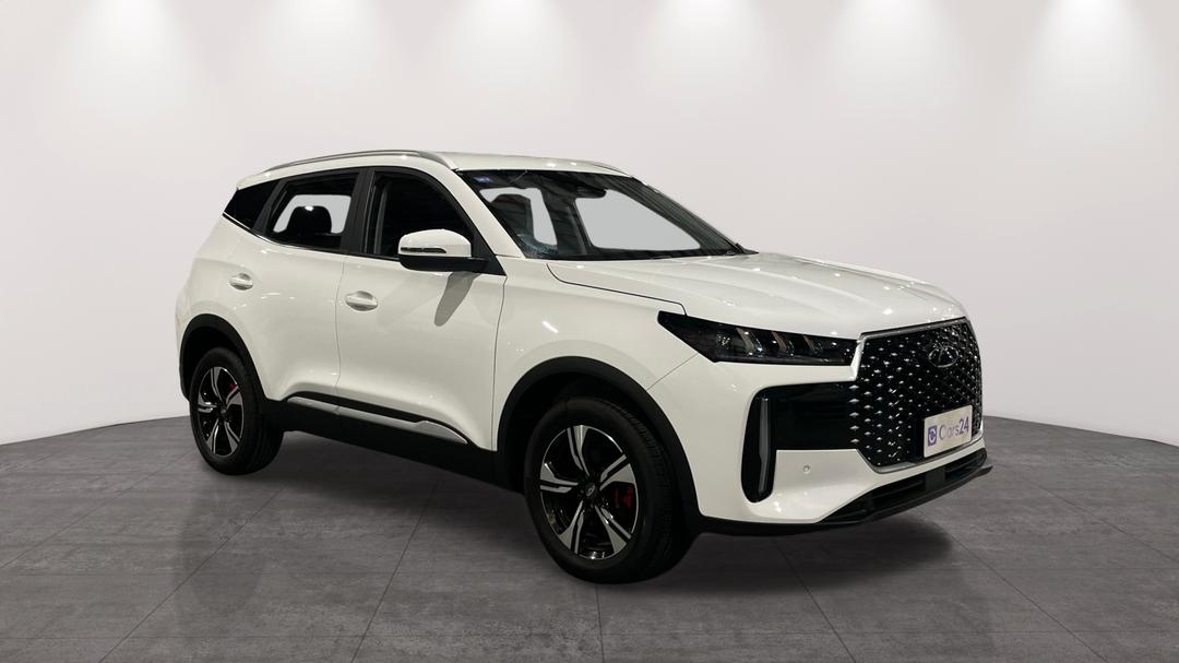 2025 Chery Tiggo 4 Pro Urban, Automatic, 4565 km, Right Front Diagonal (45- Degree) View