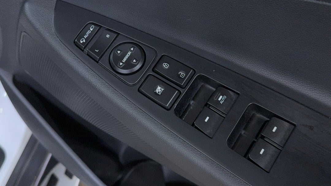 2018 Hyundai Tucson Elite Crdi (awd), Automatic, 112840 km, Drivers Side Door Panel Controls