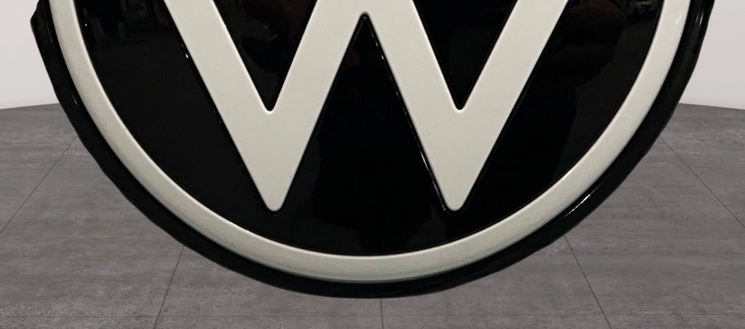 2025 Volkswagen Id.4 Pro, Automatic, 6405 km, Badge (Boot Right Side)