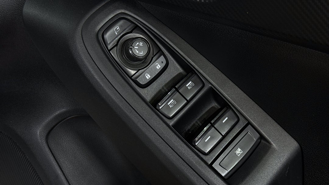 2024 Subaru Crosstrek AWD 2.0l, Automatic, 21532 km, Drivers Side Door Panel Controls
