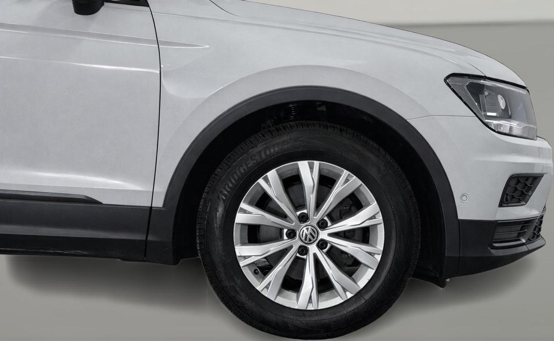 2017 Volkswagen Tiguan 110 Tsi Trendline, Automatic, 130272 km, Right Front Wheel