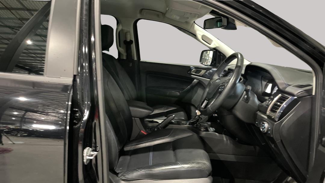 2022 Ford Everest Sport (4WD), Automatic, 60239 km, Right Side Front Door Cabin View
