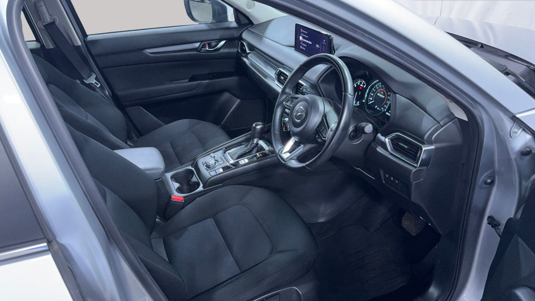 2023 Mazda CX-5 G20 Maxx (FWD), Automatic, 38272 km, Right Side Front Door Cabin View