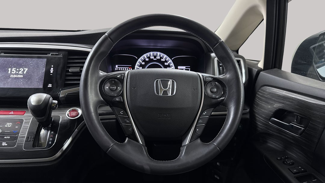 2017 Honda Odyssey Vti-l, Automatic, 106010 km, Steering Wheel Close-up
