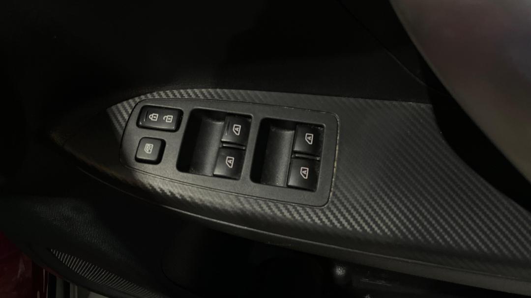 2018 Mitsubishi Eclipse Cross Ls (2WD), Automatic, 146540 km, Drivers Side Door Panel Controls