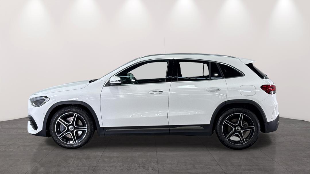 2021 Mercedes-benz GLA 250 4matic, Automatic, 16149 km, Left Side View