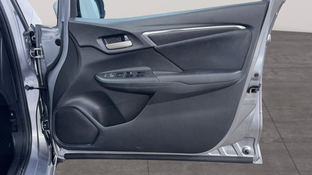 2017 Honda Jazz Vti, Automatic, 143412 km, Speaker View