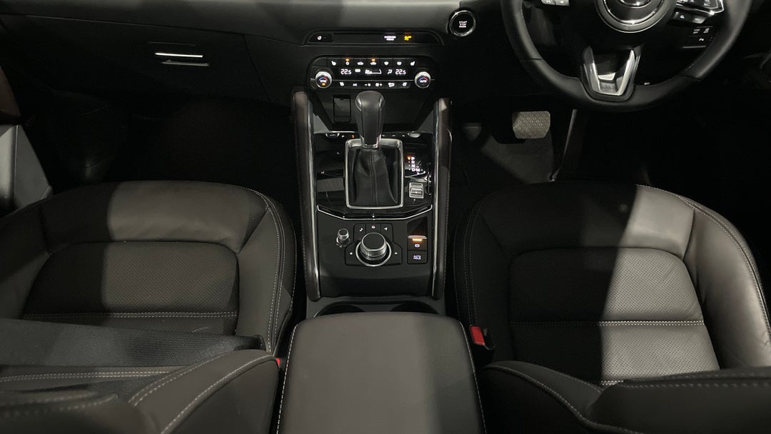 2025 Mazda CX-5 G25 Akera (AWD), Automatic, 7326 km, Center Console