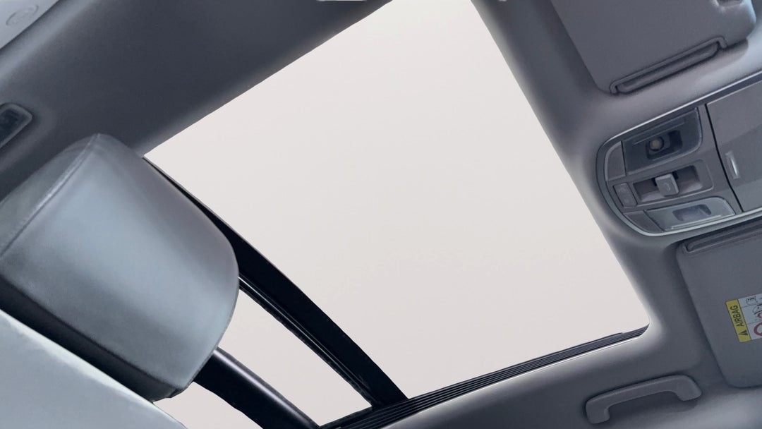 Interior Sunroof/Moonroof