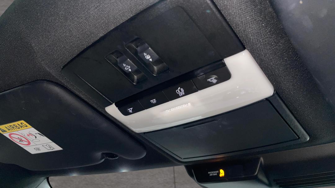 2024 Mitsubishi Outlander Exceed Tourer 7 Seat (AWD), Automatic, 31977 km, On-Roof Controls/Sunglass holder