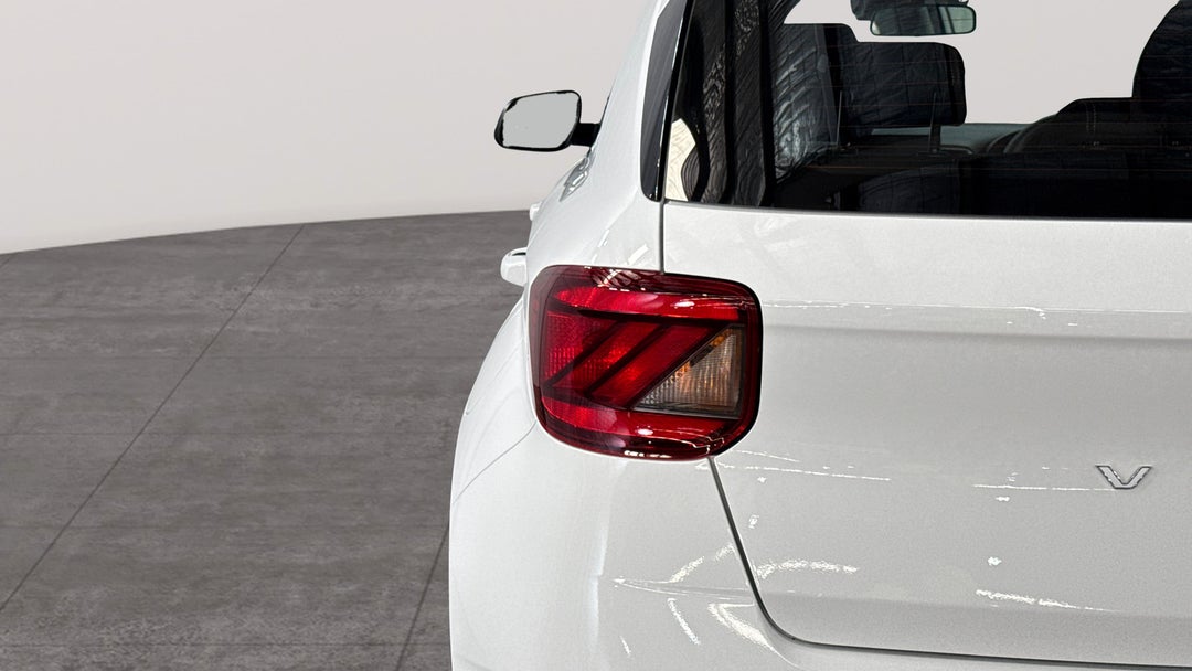 2024 Hyundai Venue Venue, Automatic, 3624 km, Badge (Boot Left Side)