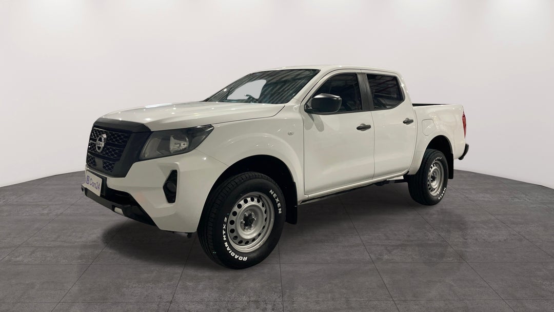 2021 Nissan Navara Sl (4x4), Automatic, 77512 km, Left Front Diagonal (45- Degree) View