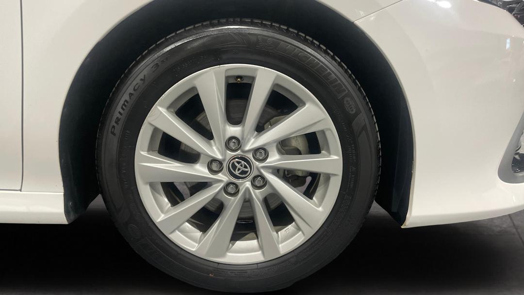 2023 Toyota Camry Ascent Hybrid, Automatic, 55004 km, Right Front Wheel